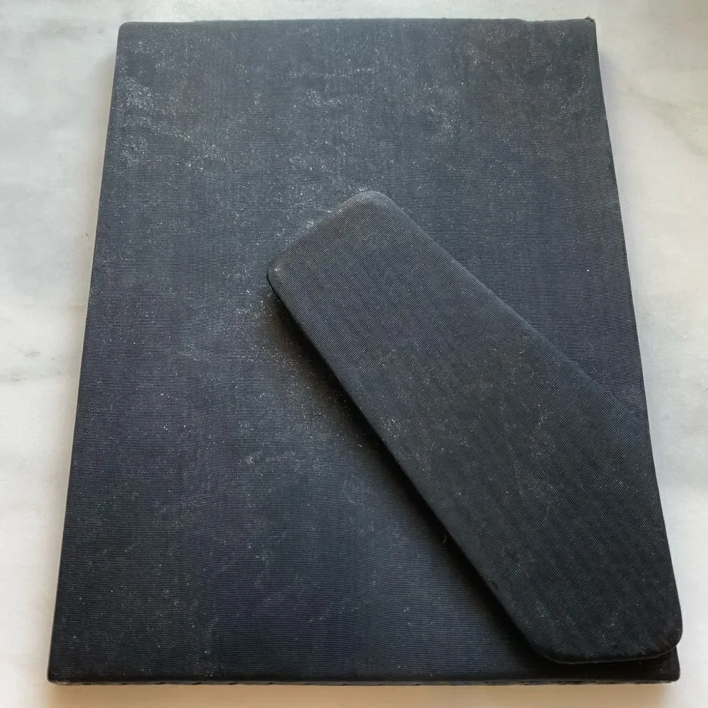 Raika italian black